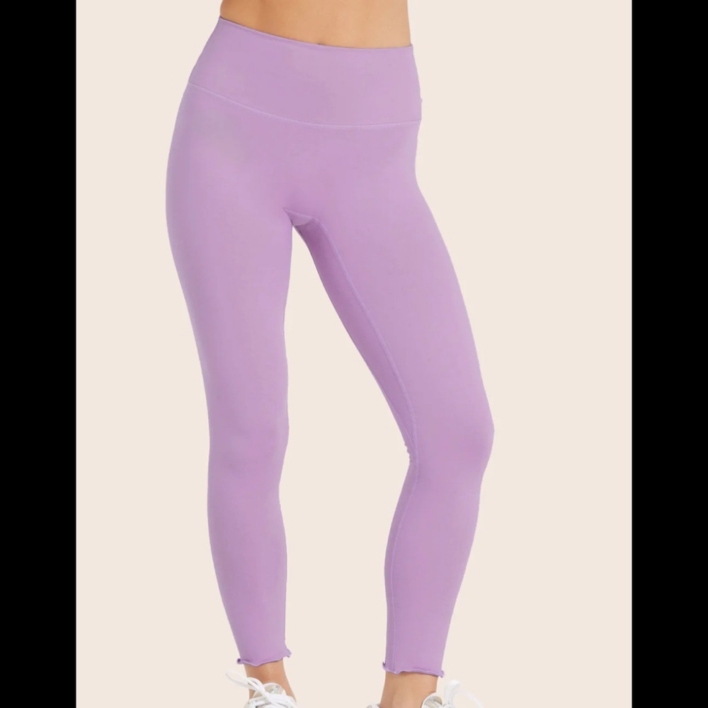 Lavender High-Waisted Leggings